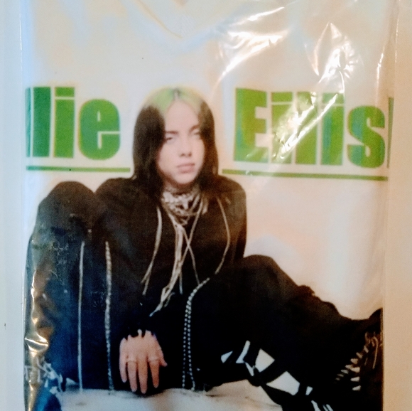 Women V Neck Billie Eilish T shirt - Picture 1 of 4
